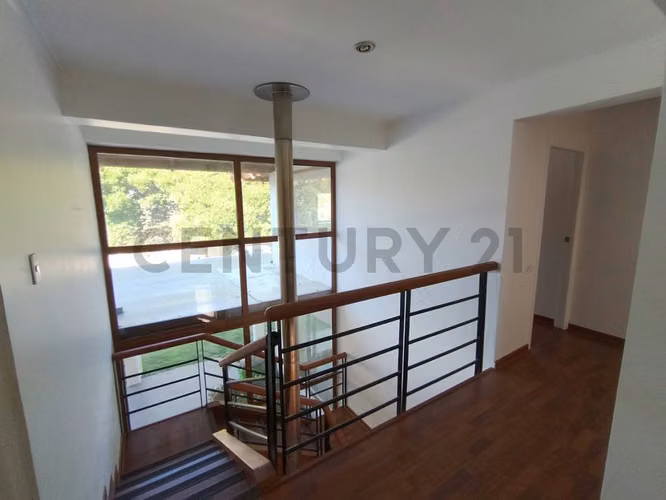 Arriendo Casa con piscina en Bosques de Montemar