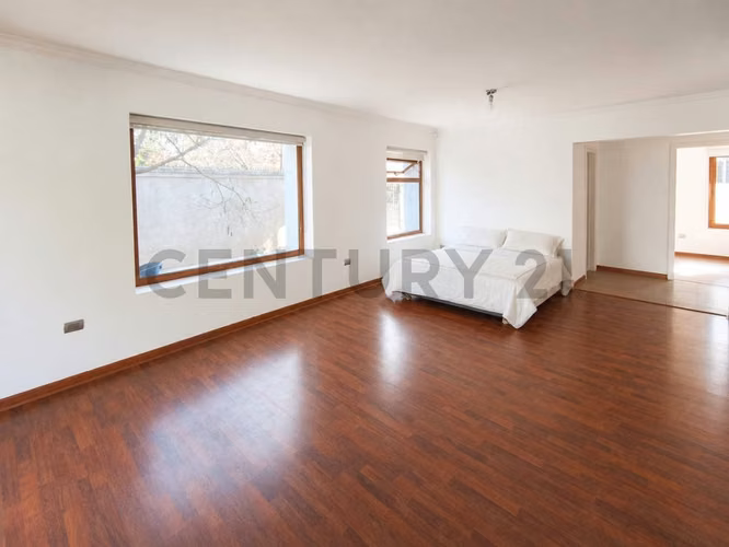 Arriendo Casa con piscina en Bosques de Montemar
