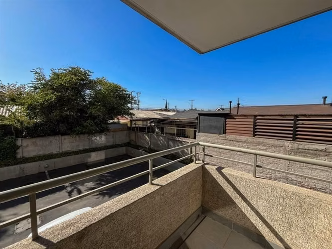 DEPARTAMENTO Se vende departamento 3 dormitorios con 1 estacionamiento y 1 bodega