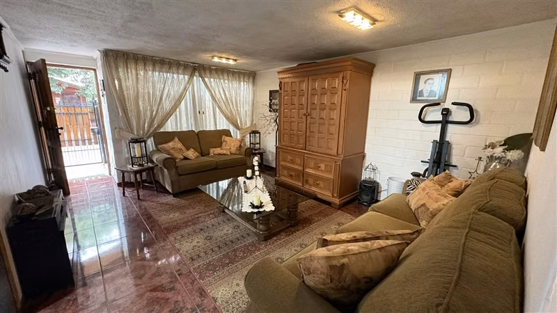 CASA Calle Maitenco 150, Villa del Sol, Pudahuel
