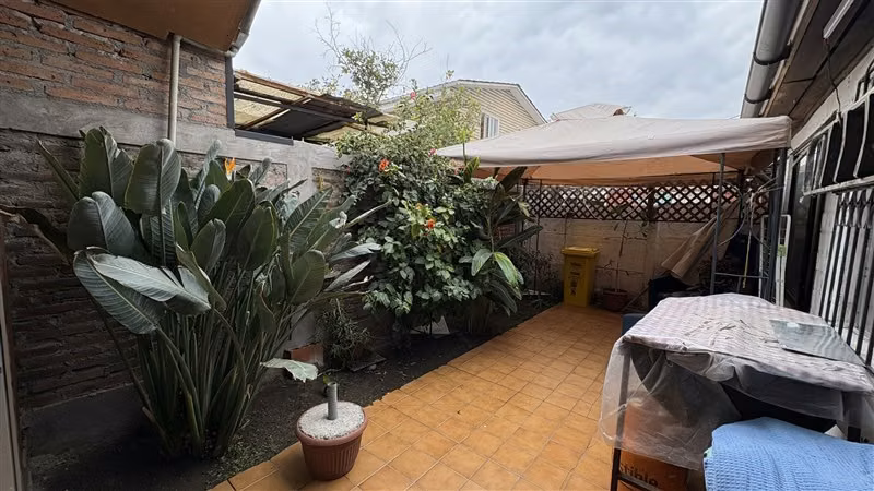 CASA Calle Maitenco 150, Villa del Sol, Pudahuel