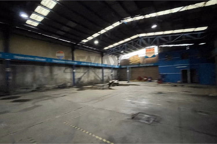 Se vende bodega/ local con oficinas talca