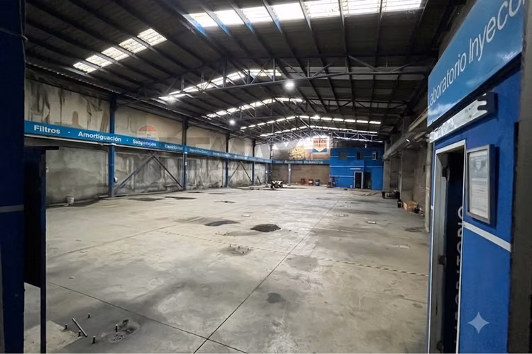 Se vende bodega/ local con oficinas talca