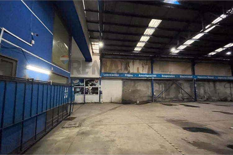 Se vende bodega/ local con oficinas talca