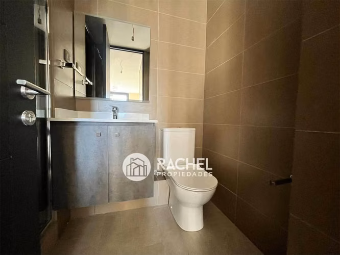 SE ARRIENDA SOLEADO DEPTO 1D MODERNO CONDOMINIO PONTEVEDRA- Portal de la Frontera