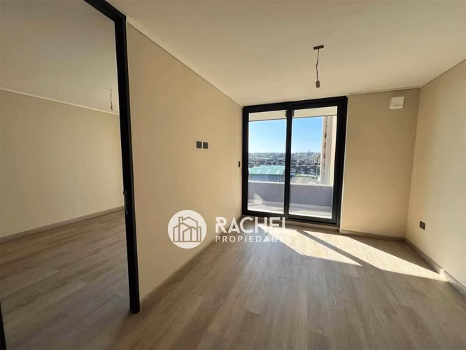 SE ARRIENDA SOLEADO DEPTO 1D MODERNO CONDOMINIO PONTEVEDRA- Portal de la Frontera