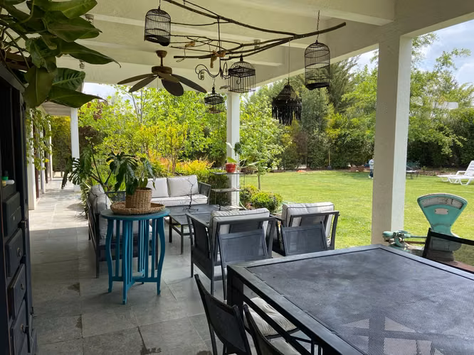 REQUINOA HERMOSA CASA EN CONDOMINIO LOS LIRIOS