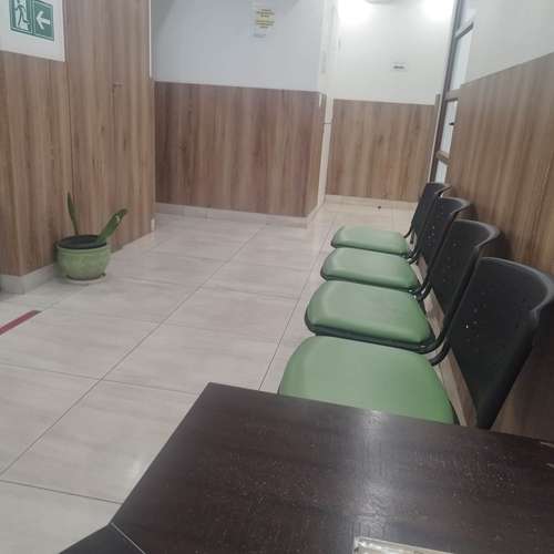 OFICINA CENTRAL CON 5 PRIVADOS - Imagen 6