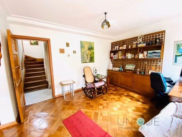 En venta casa sector campus oriente Ñuñoa