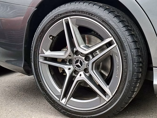 MERCEDES-BENZ C 200 2019