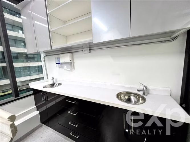 Oficina habilitada para consulta médica o dental Plaza Egaña