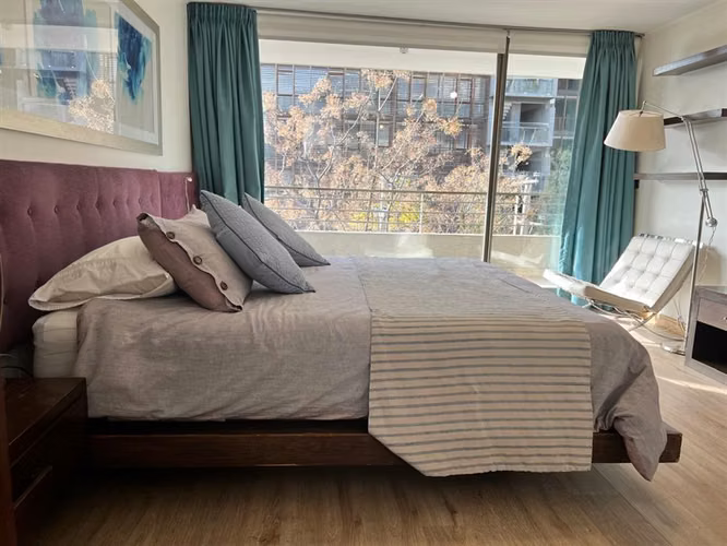 Depto. en arriendo de 3 dorm 3 baños y servicios en Vitacura