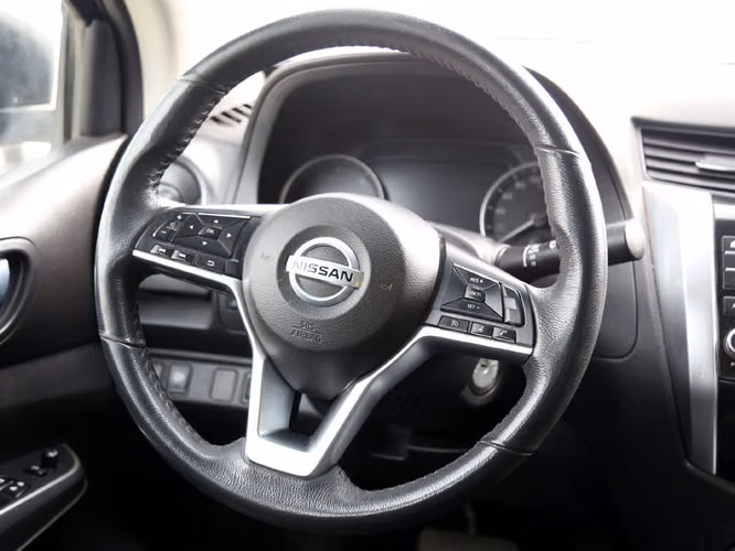 NISSAN NAVARA 2022