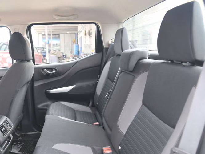 NISSAN NAVARA 2022