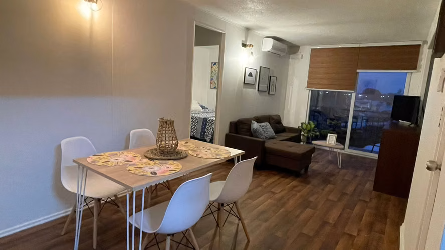 ARRIENDO 2 DORMITORIOS AMOBLADO. AIRE ACONDICIONADO.