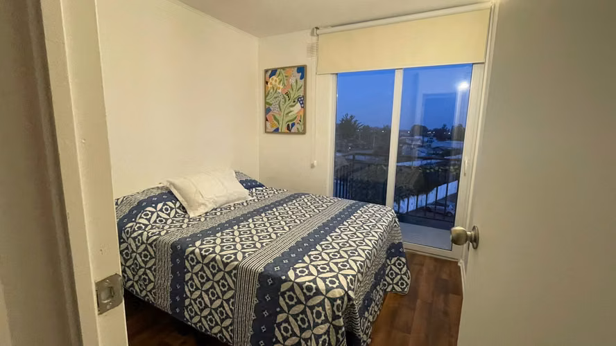 ARRIENDO 2 DORMITORIOS AMOBLADO. AIRE ACONDICIONADO.