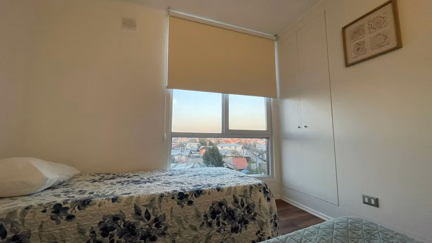 ARRIENDO 2 DORMITORIOS AMOBLADO. AIRE ACONDICIONADO.