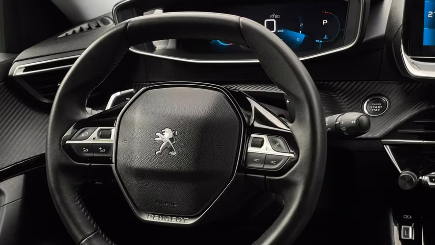 Peugeot 2008 Puretech 130 EAT8 1.2 AUT (2023)