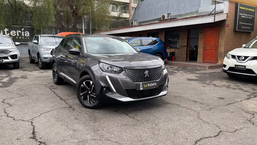 Peugeot 2008 Puretech 130 EAT8 1.2 AUT (2023)