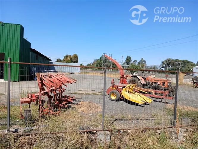 Industrial en venta en Linares