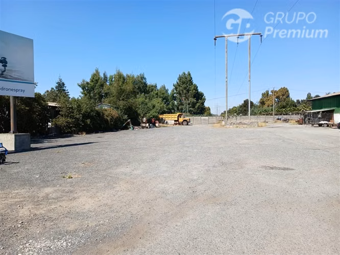 Industrial en venta en Linares