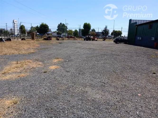 Industrial en venta en Linares