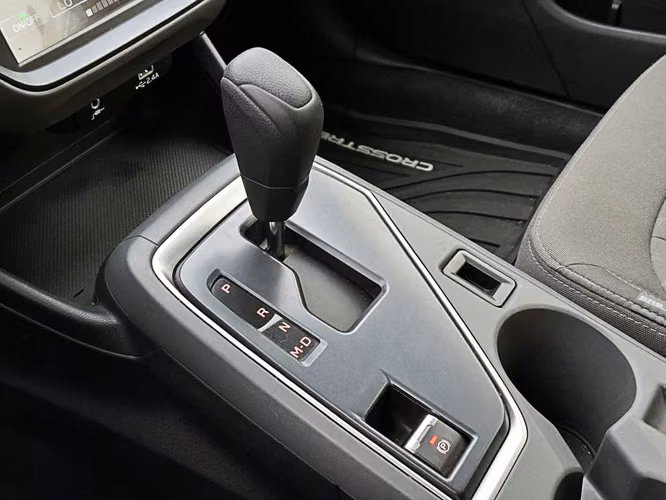 SUBARU CROSSTREK 2024