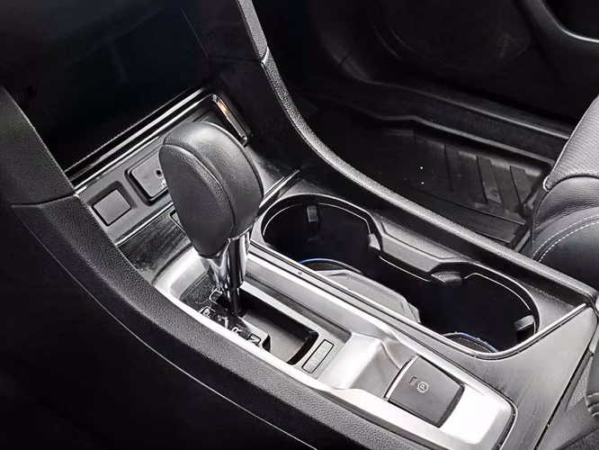 SUBARU EVOLTIS 2024
