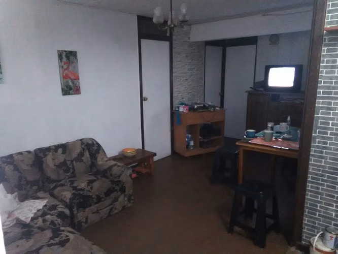 Dpto. Amplio en primer piso, a pasos de Mapocho y General Bulnes - Imagen 3