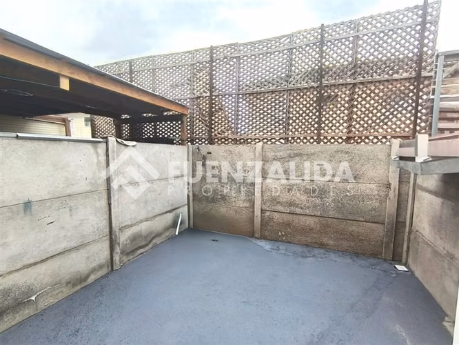 Casa en arriendo 3 dormitorios San Bernardo, ECH