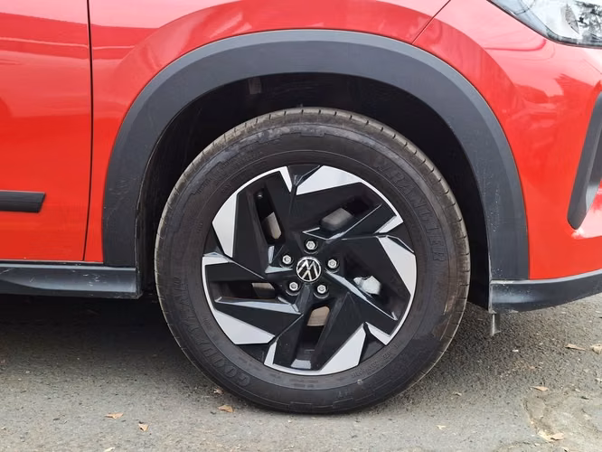 VOLKSWAGEN TERA 2026