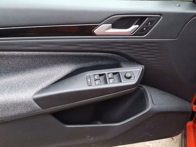 VOLKSWAGEN TERA 2026