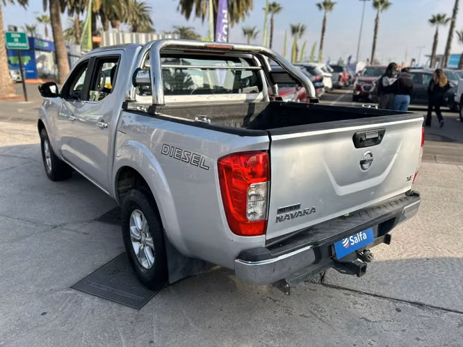 Nissan Np300 2.3 XE DIESEL 4X2 DC MT 4P 2021