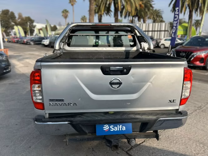 Nissan Np300 2.3 XE DIESEL 4X2 DC MT 4P 2021