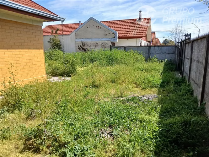 Casa en venta de 3 dorm. en Linares
