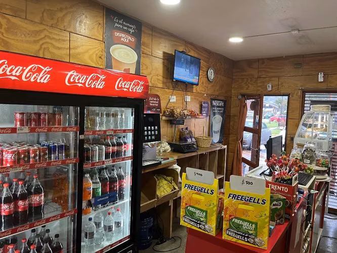 Se vende derecho a llave minimarket puerto varas