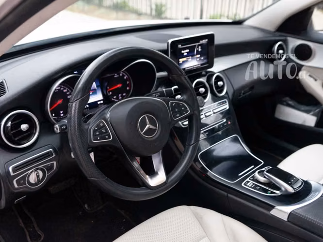 Mercedes Benz C 200 1.8 4X2 Sdn At 4P 2017