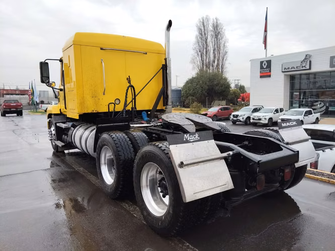 Tracto camion Mack Modelo ANTHEM