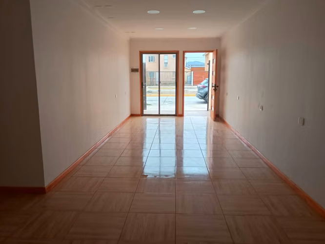 ARRIENDO CASA HABITACIÓN CON LOCAL COMERCIAL EN FALDEOS DE LA FLORIDA I - LA SERENA