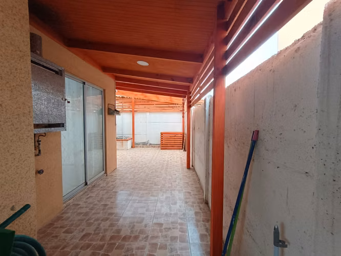 ARRIENDO CASA HABITACIÓN CON LOCAL COMERCIAL EN FALDEOS DE LA FLORIDA I - LA SERENA