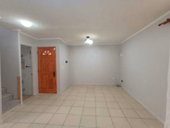 ARRIENDO CASA HABITACIÓN CON LOCAL COMERCIAL EN FALDEOS DE LA FLORIDA I - LA SERENA