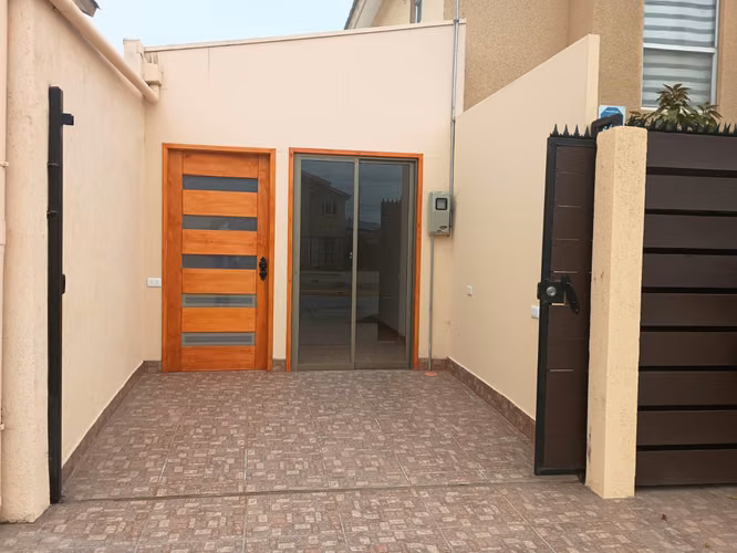 ARRIENDO CASA HABITACIÓN CON LOCAL COMERCIAL EN FALDEOS DE LA FLORIDA I - LA SERENA