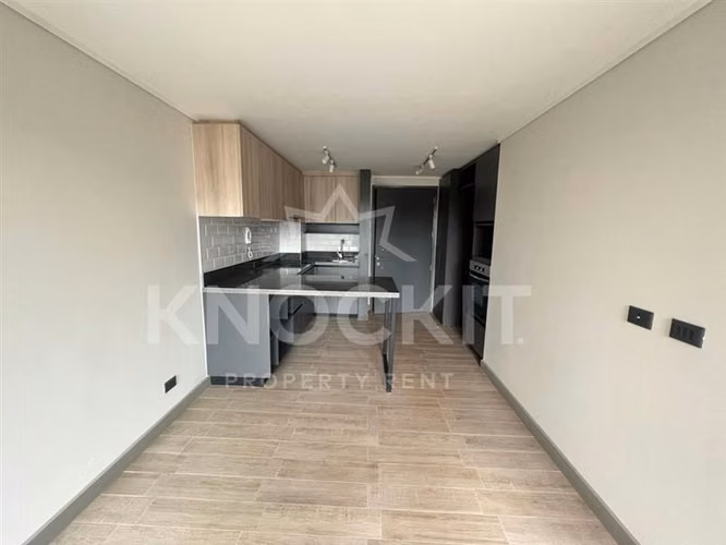 Arriendo Departamento con Balcón 1D1B Tocornal 652 Santiago
