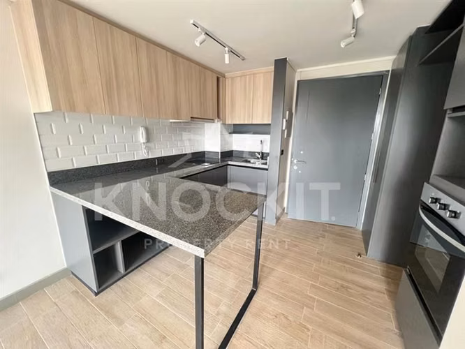 Arriendo Departamento con Balcón 1D1B Tocornal 652 Santiago