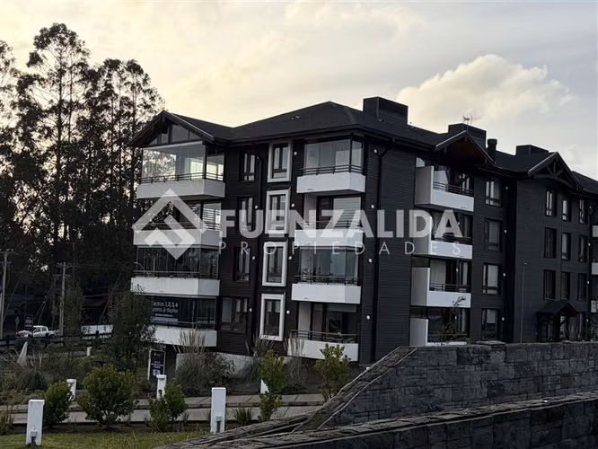 Departamento 1D1B en Condominio al lado del Colegio Alemán