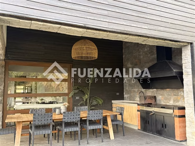 Departamento 1D1B en Condominio al lado del Colegio Alemán