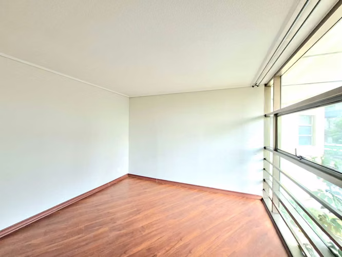 Las Arañas 5805 (1 Est /1 Bod) [1739-6]