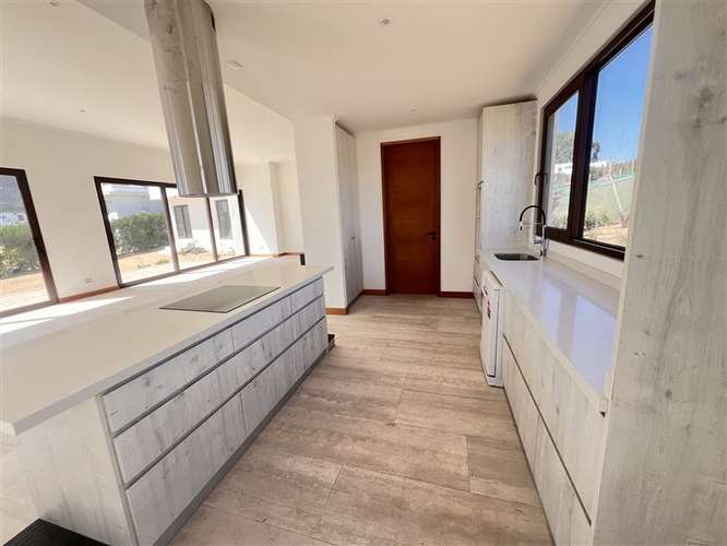Casa en venta de 4 dorm. en Puchuncaví