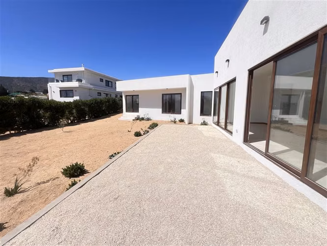 Casa en venta de 4 dorm. en Puchuncaví