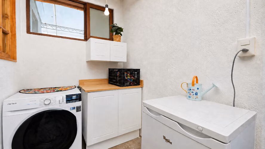 Venta Casa Con Piscina / Apumanque